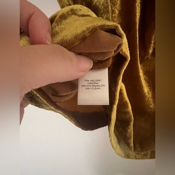 Loft Gold Velvet Blouse Women’s Small Holiday Party Top - Picture 4 of 4